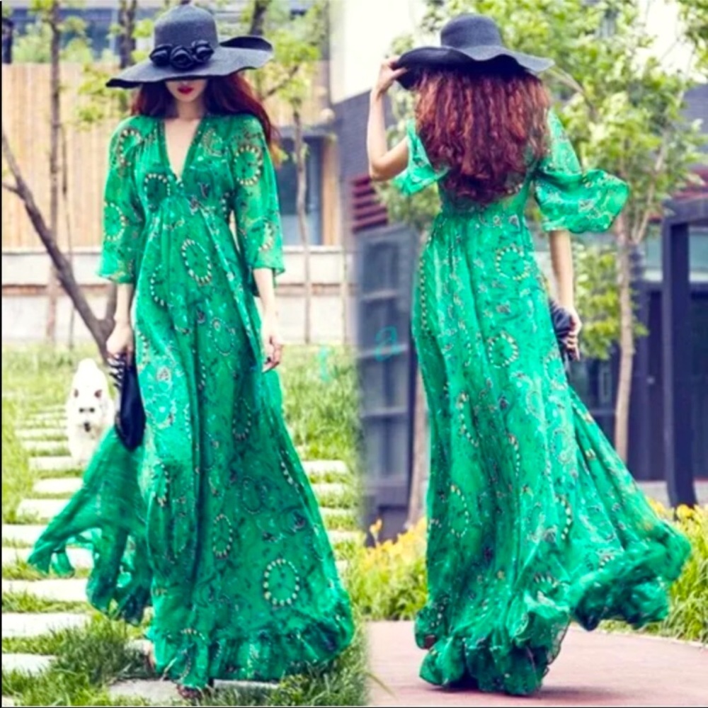 🍀Restocked! Foxy Fave Emerald Green Gypsy Dress